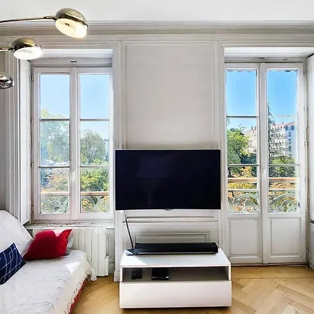 Place Carnot Yourhosthelper Appartement Lyon